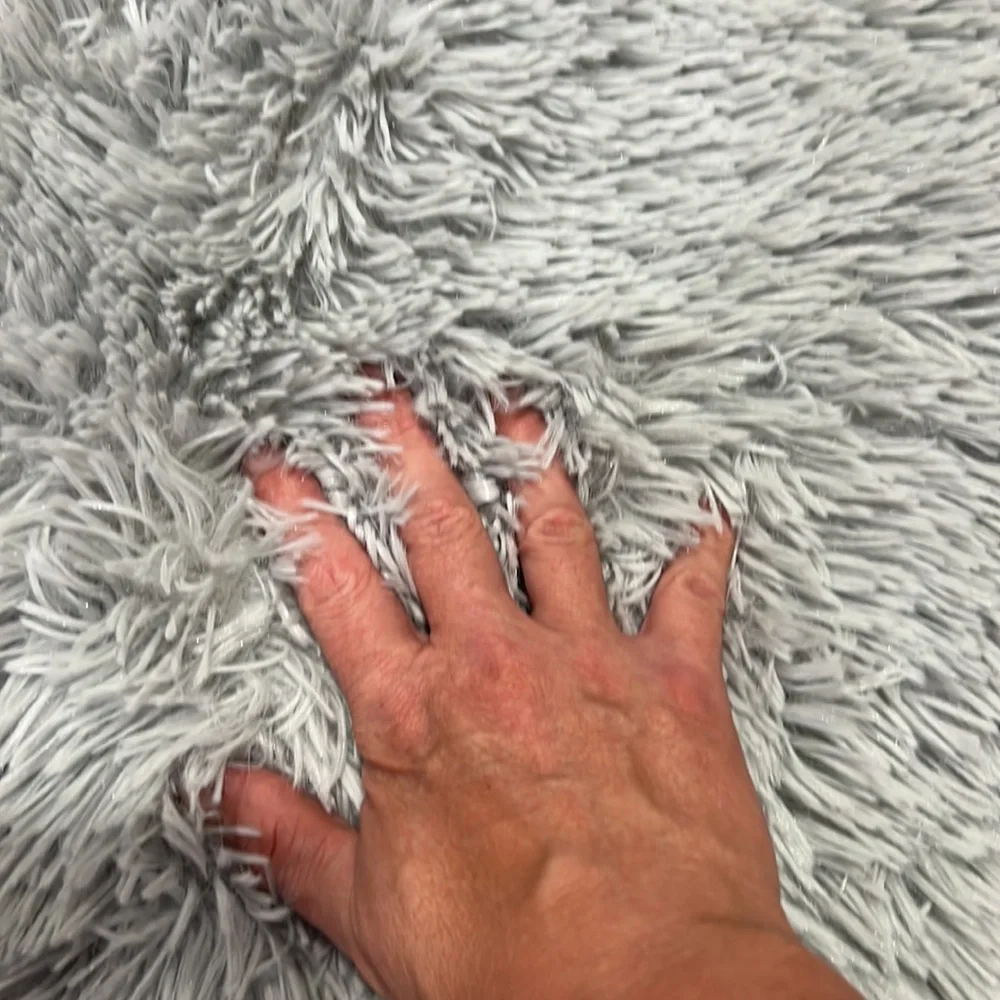 SILVERY GREY/LIGHT BLUE lightweight bathroom/background area rug